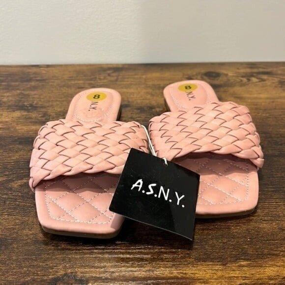 Blush pink  woven slide on sandals  size 8 women NWT - Picture 1 of 6
